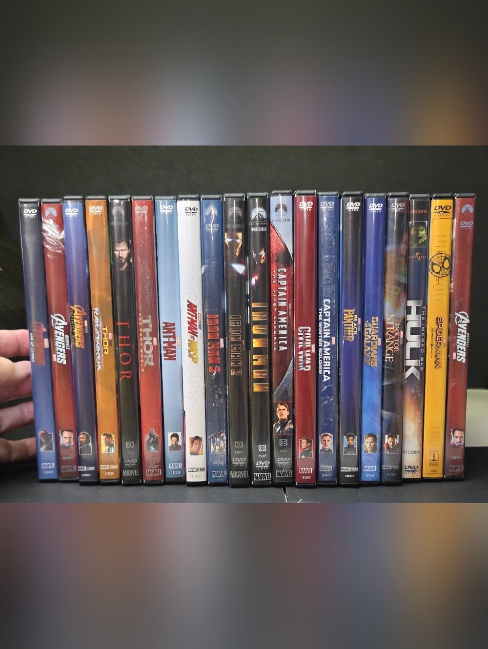 20 DVD Superhero Movie Lot Marvel DC Spider-Man Iron Man Thor Avengers